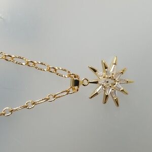 NEW Set of Necklace in Stainless Steel & earrings Silver 925 (Gold plated)